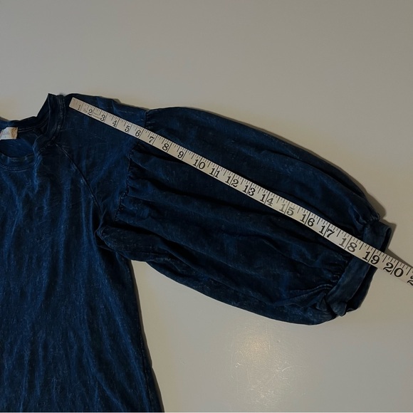 Altar’d State baloon sleeve crochet Hem Top, acid wash denim blue, size S - Picture 8 of 9